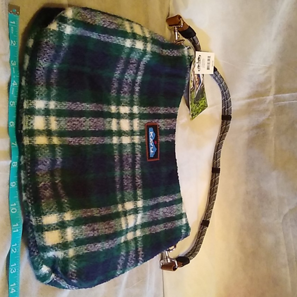 Satchel - Picture 4 of 8